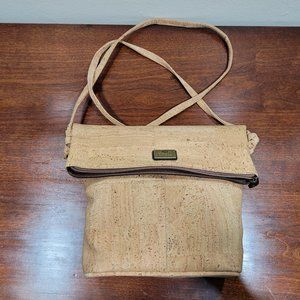 Montado Cork Crossbody Bag